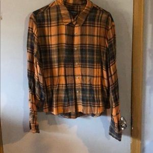 Plaid crop shirt